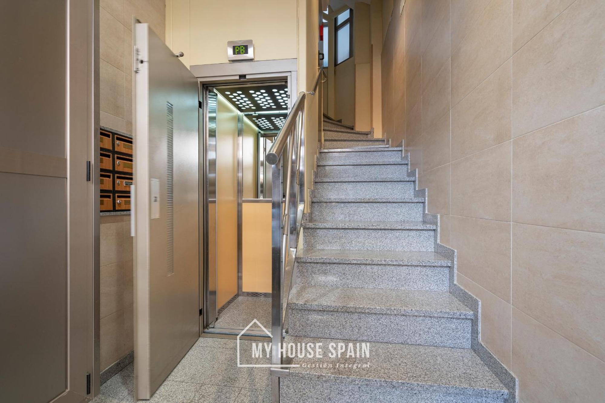 Myhousespain - Unico Piso Cerca De La Playa Хихон Экстерьер фото